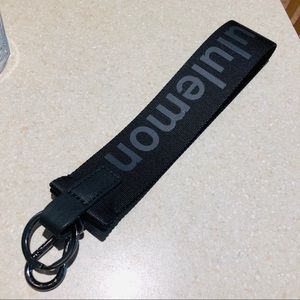 lululemon neverlost keychain